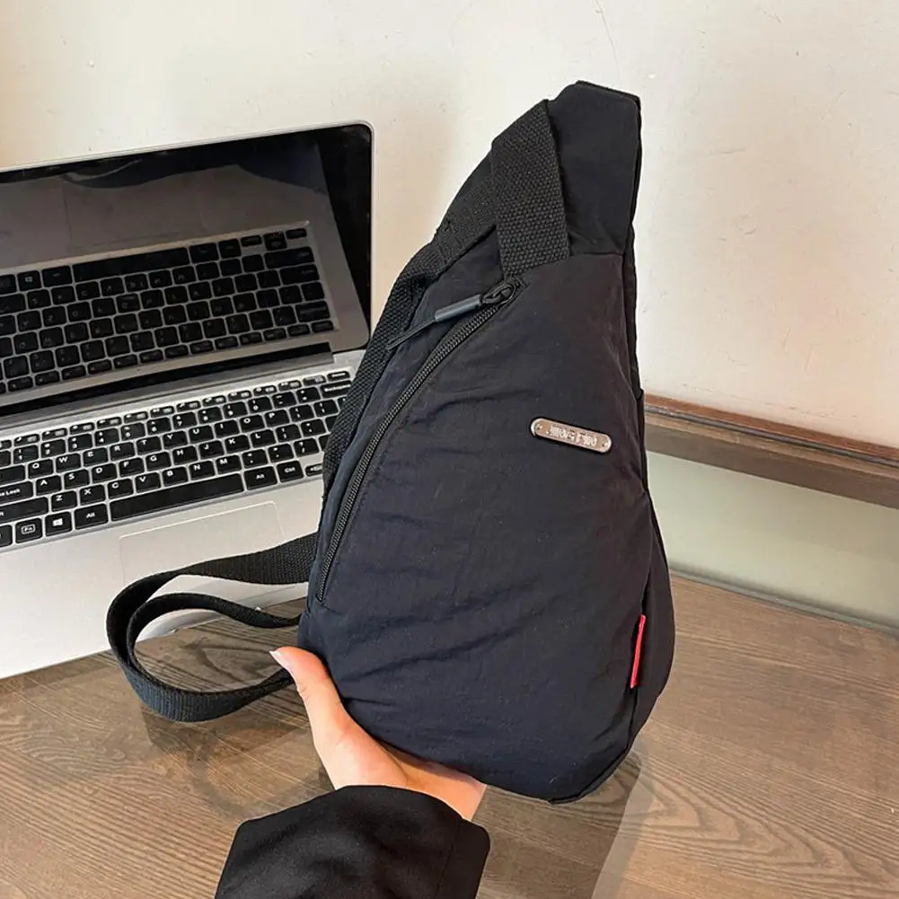 The New Classic, Simple, Unisex, Lightweight, Fashionable, One-shoulder Crossbody Chest Bag, Bag, Versatile Bag T9N0