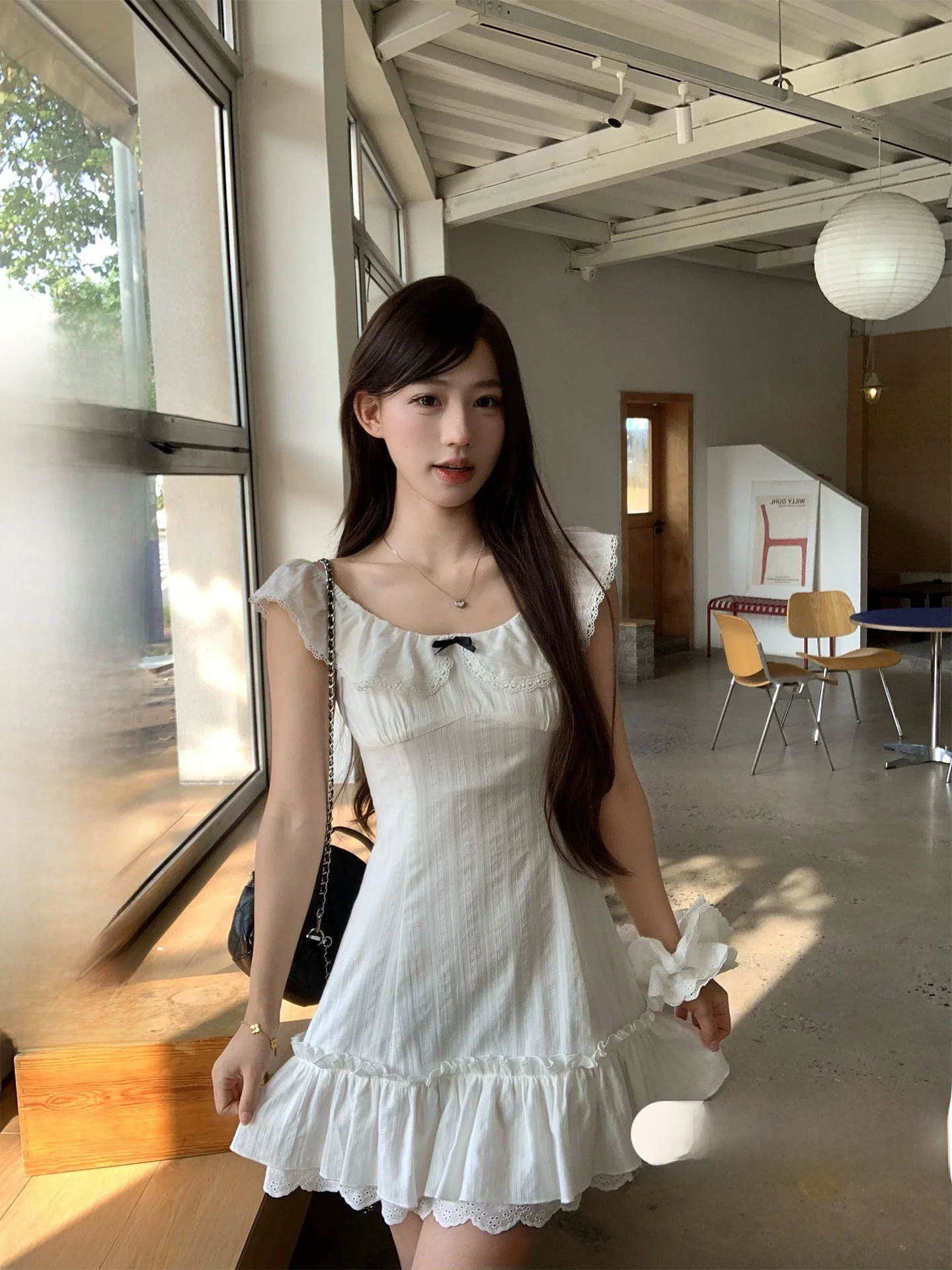 

Charming White Doll Collar Lace Trimmed Knot Short Waist Cinching Summer Dress Women's Fashionable A-Line Skirt
