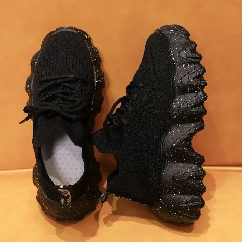 2026 Spring Novel Female Popular Mottled Cushion Raised Multifunctional Leisure Wide Trainer Shoe