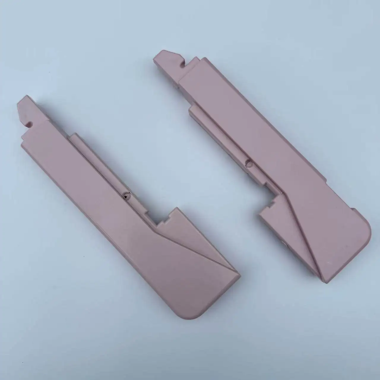 

2 шт. (пара) защитных кожухов для нижней игольной платформы Brother Kh260 D6 D7, левый и правый