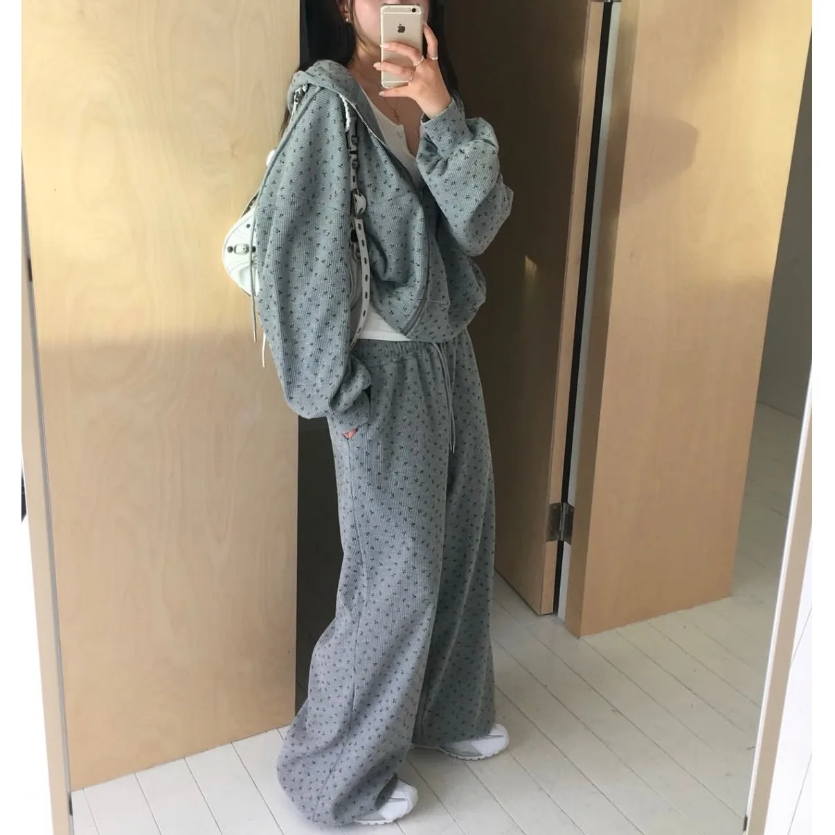 Coreano chique casual floral impressão suor superior solto calças de perna larga bot conjunto de duas peças feminino faion outfit inverno wear