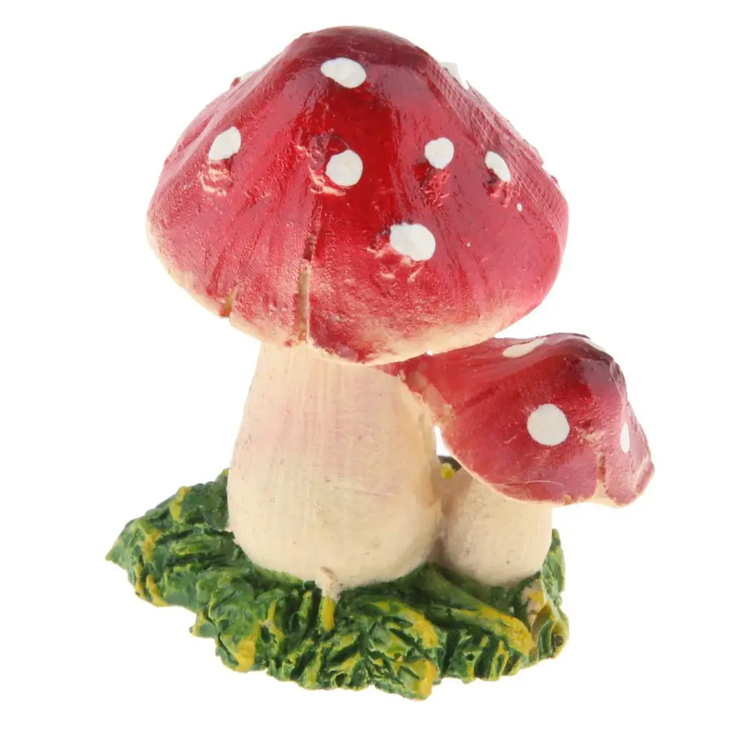 Miniature Mushroom Model Resin Lawn Statue Garden Figurines for Backyard Garden Decoration Outdoor