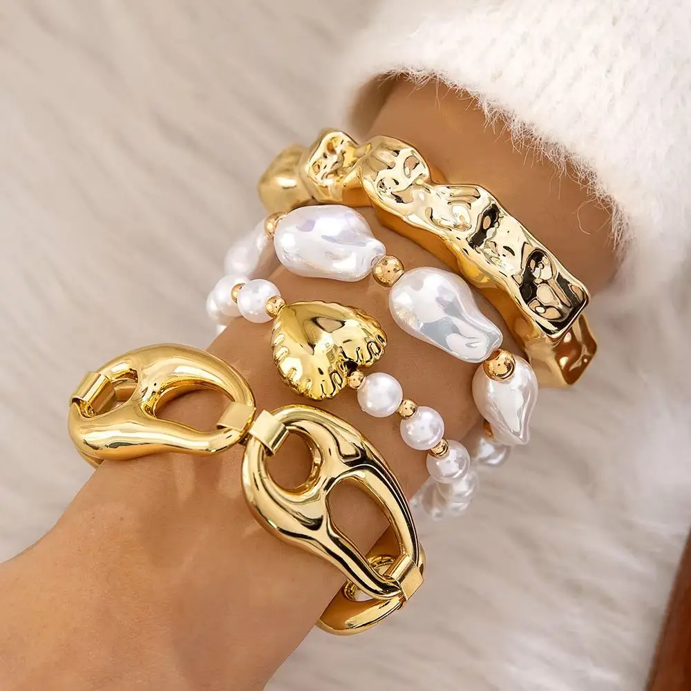 4pcs Irregular Pearls Heart Beaded Bracelet Set for Women Vintage Exaggerated Liquid Metal Bracelet Trendy Party Jewelry Gifts