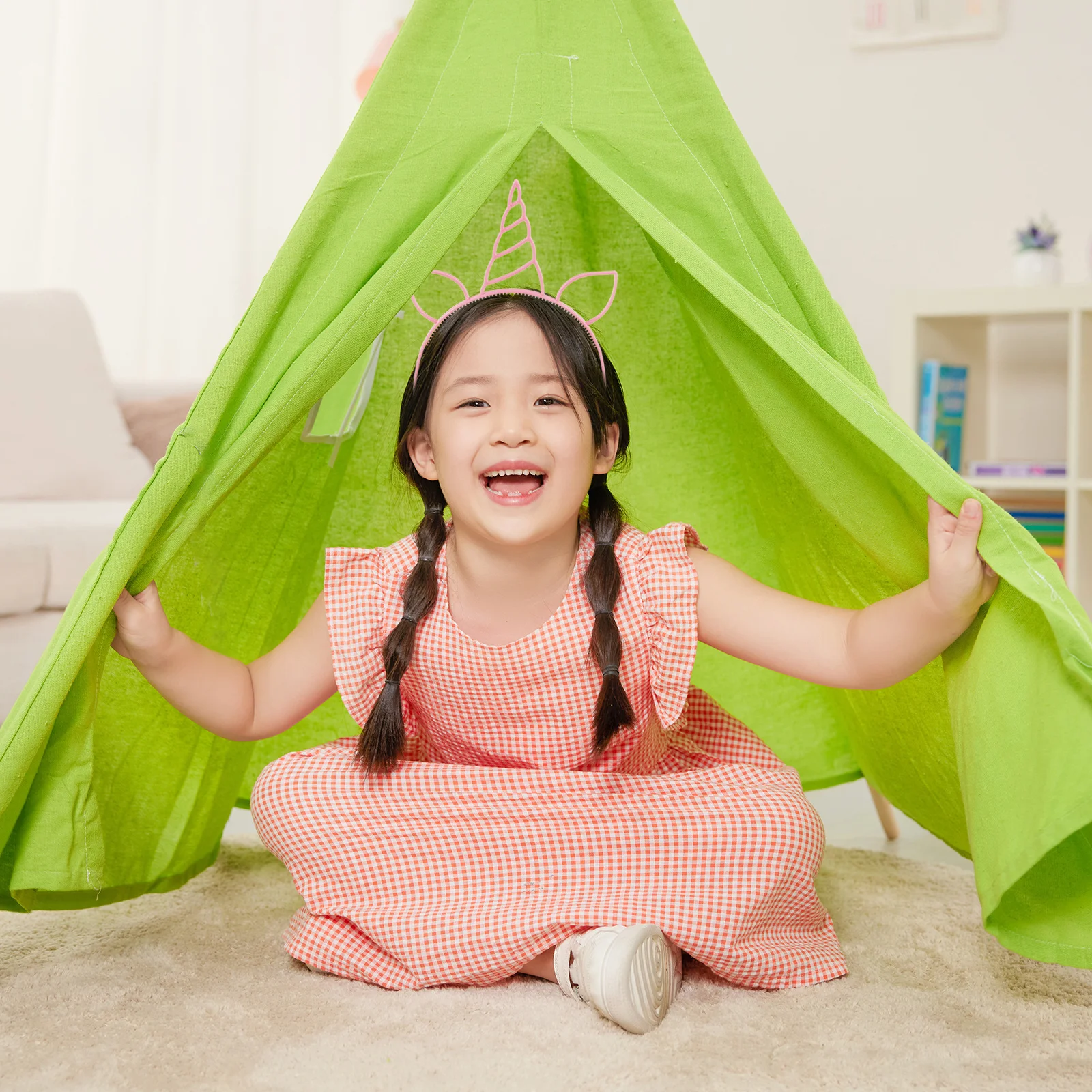 

12Pcs Candy Color Unicorn Headbands Bright Plastic Hairbands Party Accessories for Kids Girls Toddler Teens Comfortable Size