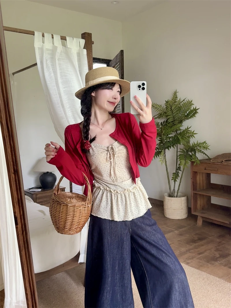 

Fashionable Knitted Long Sleeve Set for Women Summer Inner Floral Strap Vest Two Piece Ensemble Versatile Elegant Lady's Outfit