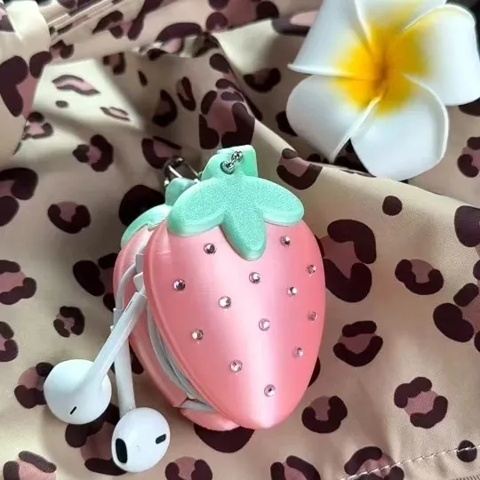 Strawberry Swiss Roll Records Wired Headphone Storage Customized 3D Printing Portable Data Cable Storage Headphones Decoration