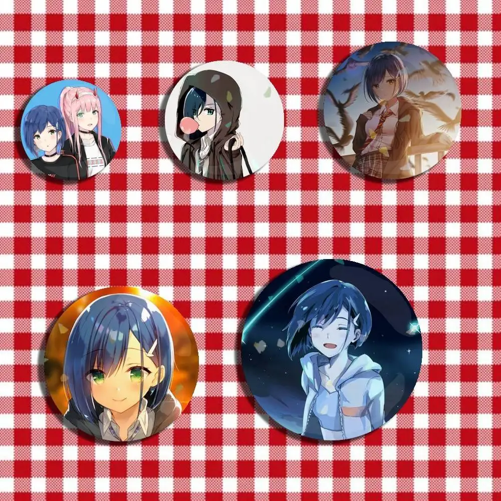 Darling In The Franxx Ichigo Laser Badge Creative Pins Brooch for Decor Gifts Fans Collect Easter decorations