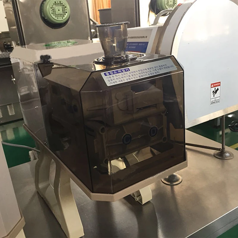 Tagliatrice di verdure commerciale DQC-80 Taglierina per alimenti Macchina per tritare verdure ad alta efficienza in acciaio inossidabile