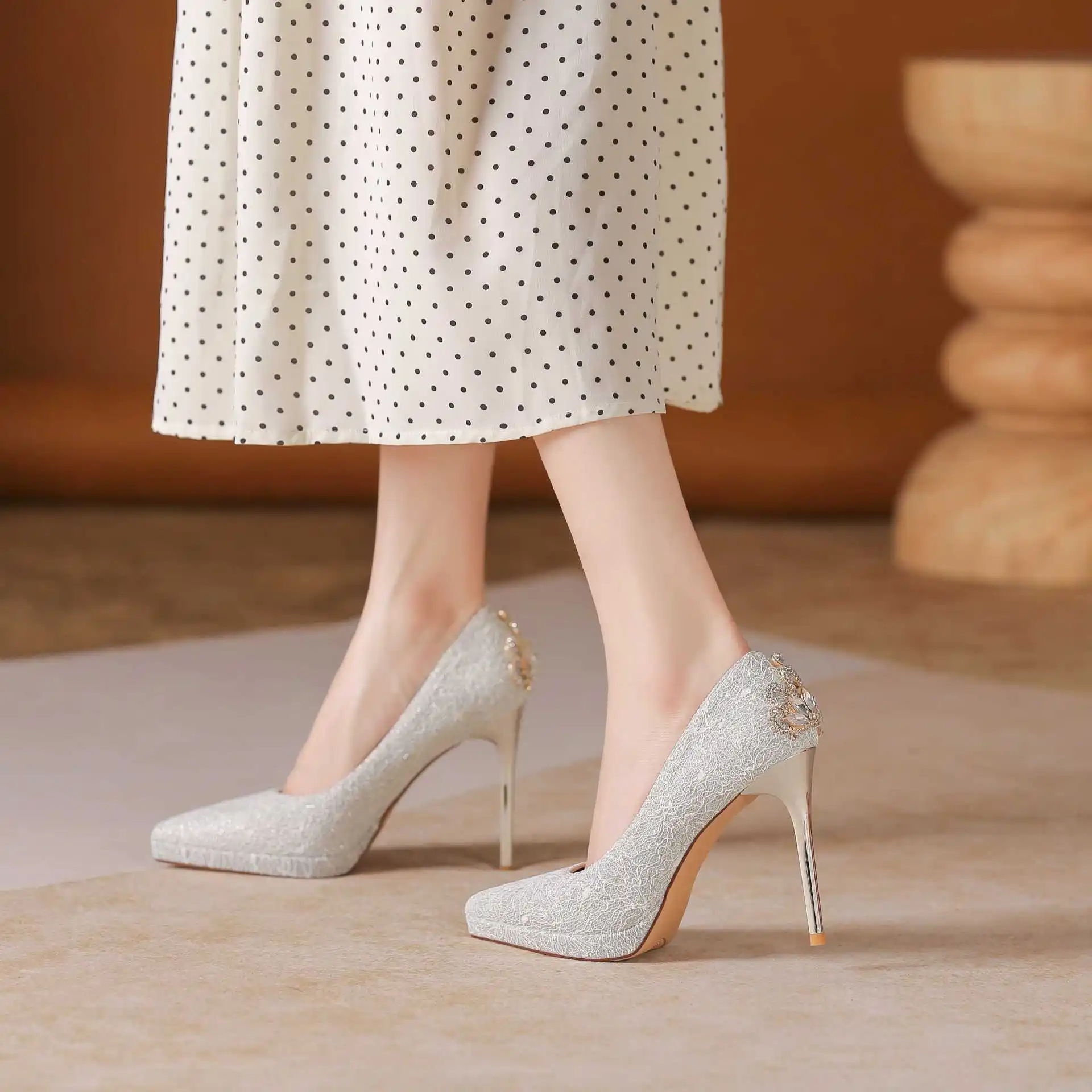 Waterproof Table Banquet Dress Bridesmaid Shoes Wedding Shoes Rhinestone Temperament Crown High Heels Muse Pointed Shoes