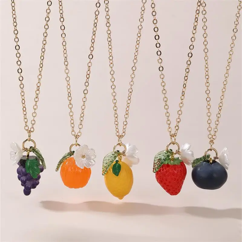 Creative Lemon Green Leaf Pendant Necklace Adjustable Length Hypoallergenic Jewelry for Women Valentine's Day Gift