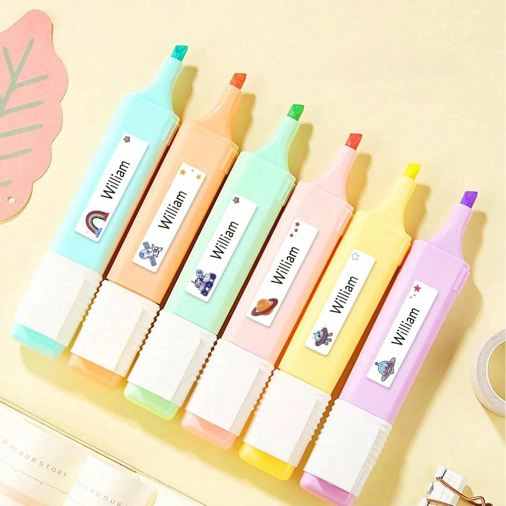 4.6*1.2 سنتيمتر ملصقات اسم مخصص ، تسميات اسم شخصية للأطفال ، العودة إلى المدرسة التموين للأطفال ، علامات أسماء مخصصة مقاوم للماء