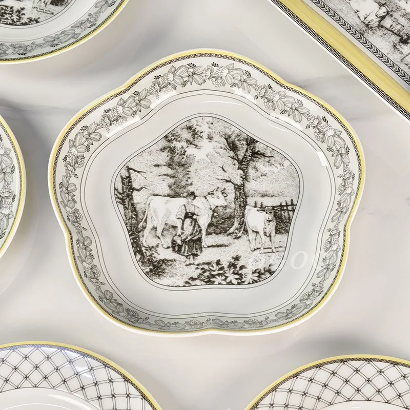 Porcelain Bowl Plate and Decorative Tray Western European Light Luxury Gift Box Collection Perfect for Present and Home Use