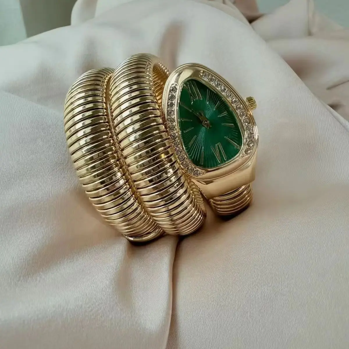 Serpentine Coiled Bangle Watch for Women, Teardrop Diamond Dial, Vintage Light Luxury Spring Stretch Quartz Wristwatch