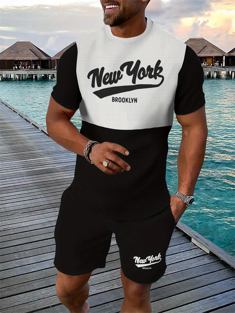 

Popular Men's T-Shirt Sports Set Black And White Hawaiian-Style Breathable Set Round Neck Short Sleeve Top Drawstring Shorts