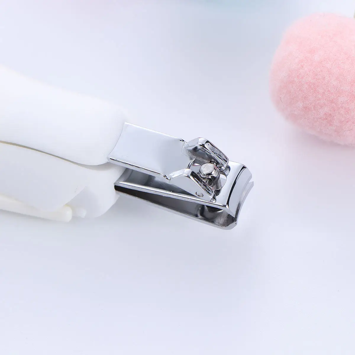 

Baby Nail Clippers Safe Precision Cutting Steady Grip Ergonomic Handle 2X Removable Magnifier Newborn Infant Nail Care Tool Blue