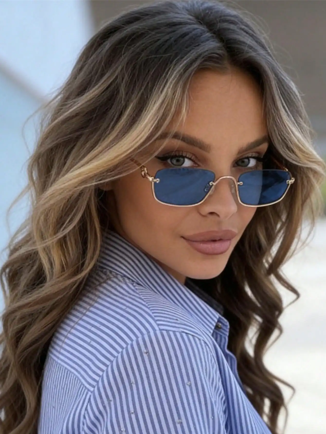 

1 Pair Half-Frame Rectangular Fashion Fashion Glasses, Personalized Versatile Metal Casual Women's Fashion Glasses, Blue Suitabl