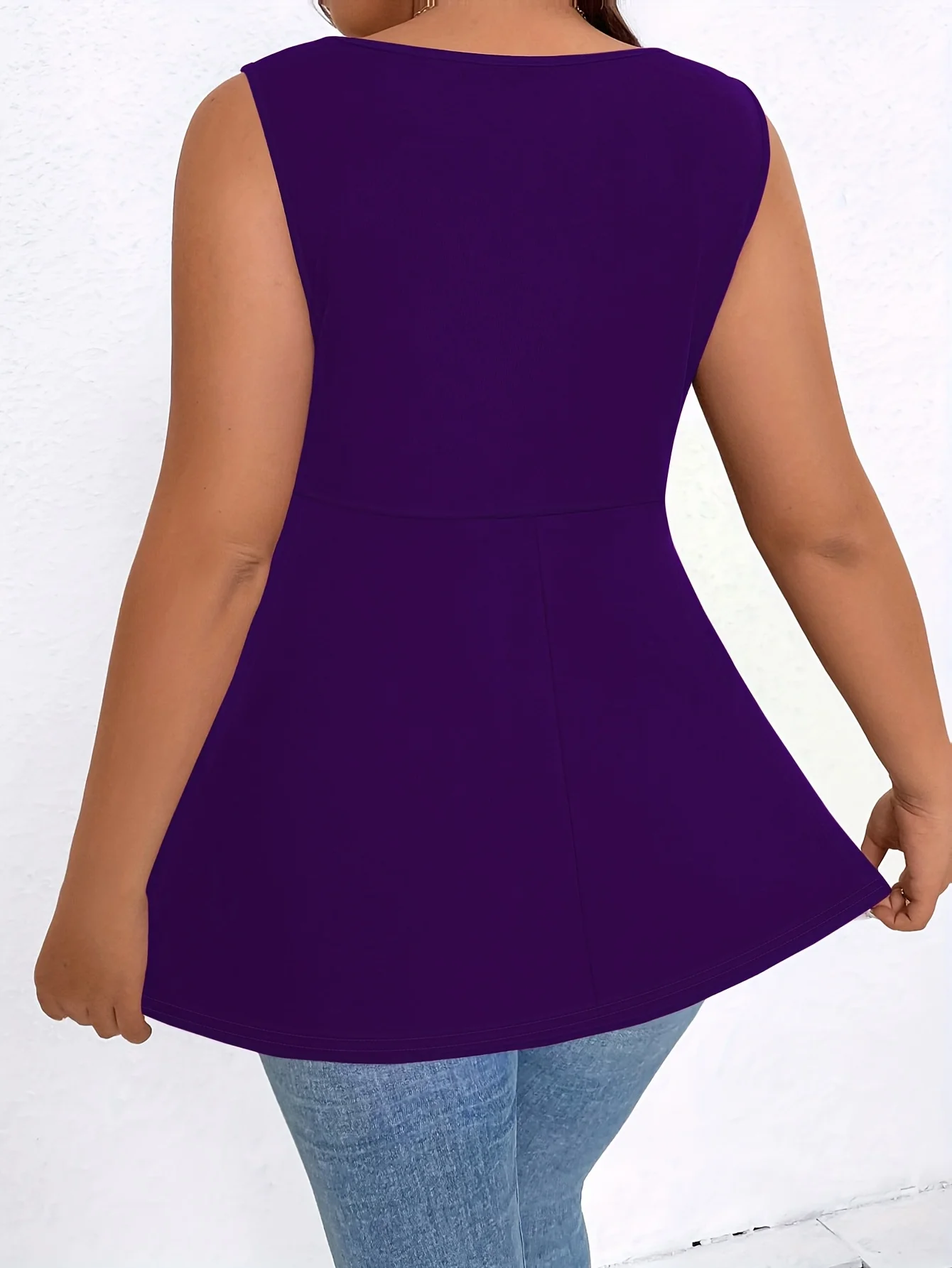 Elegantes Plus-Size-Oberteil für Damen mit quadratischem Ausschnitt und Raffungen für mühelosen Stil – Detail 11