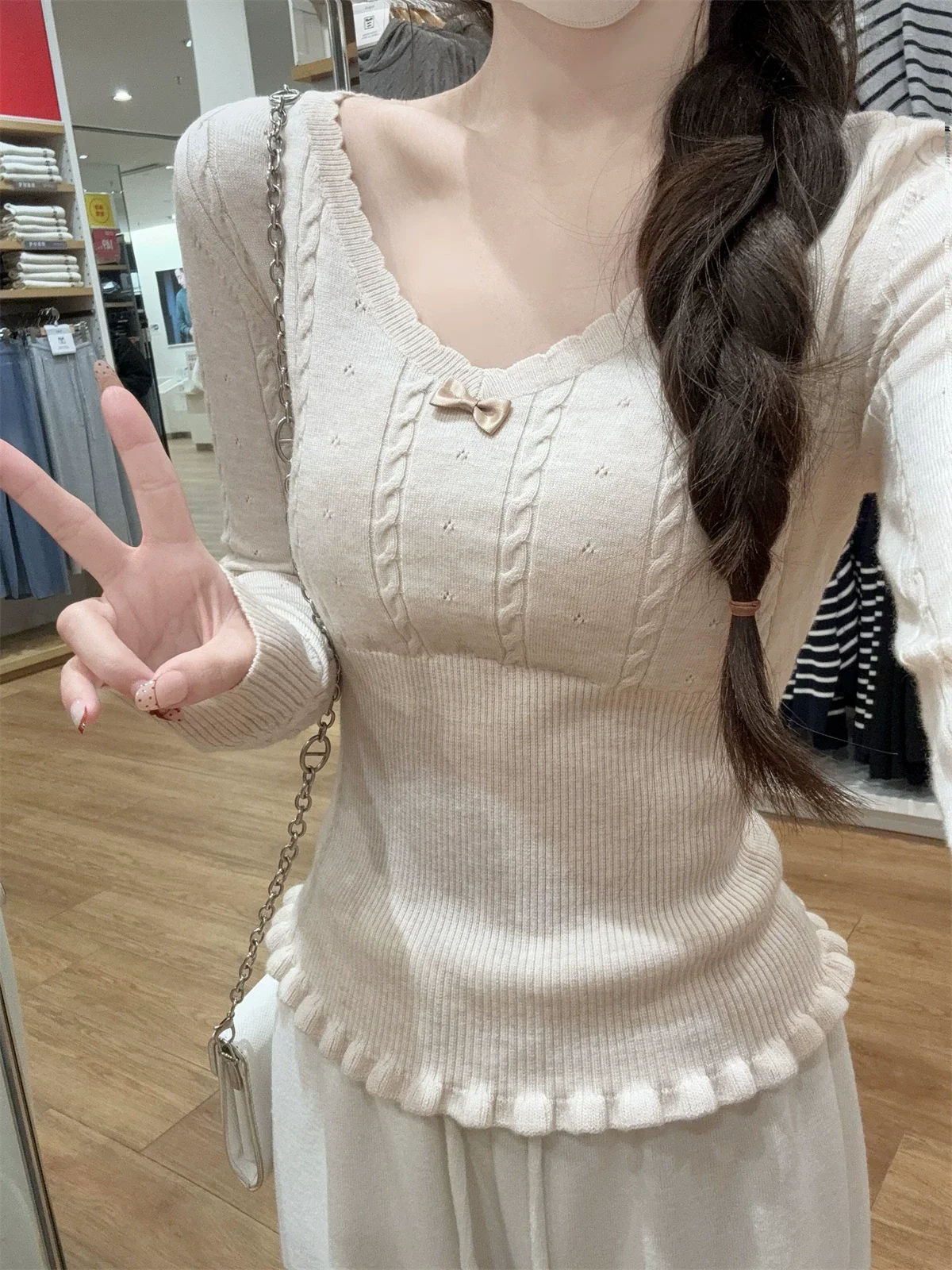 2026 Trendy Anti-Aging Wood Grain Ruffle Bottom Shirt Women's Inner Wear Outerwear Knitted Top Commute Style Korean Version S...