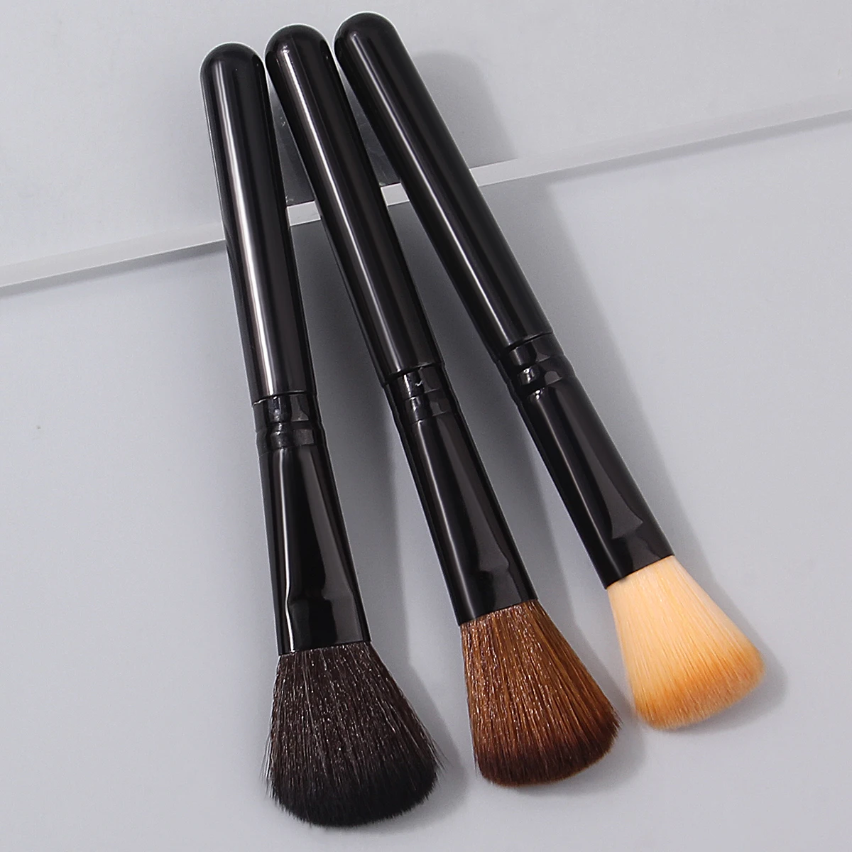 3 piezas de brocha para polvos suaves, brocha para colorete, brocha para contensiones, brocha de maquillaje portátil y amigable para principiantes, herramientas de belleza