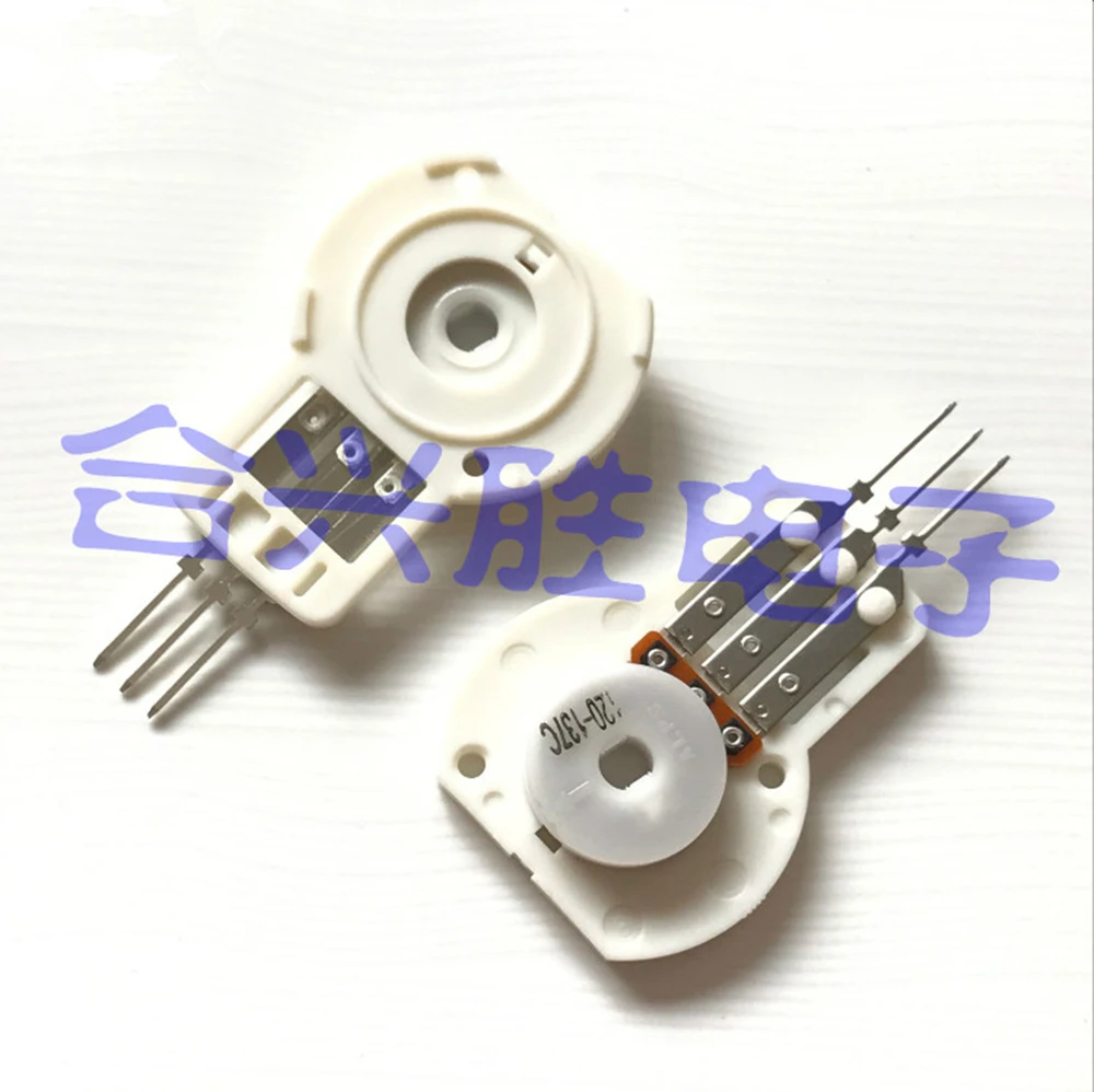 

5PCS ALPS Automotive Air Conditioning Resistance Sensor 4.7K FP01-WDK02 RD602B028A Model hot sale