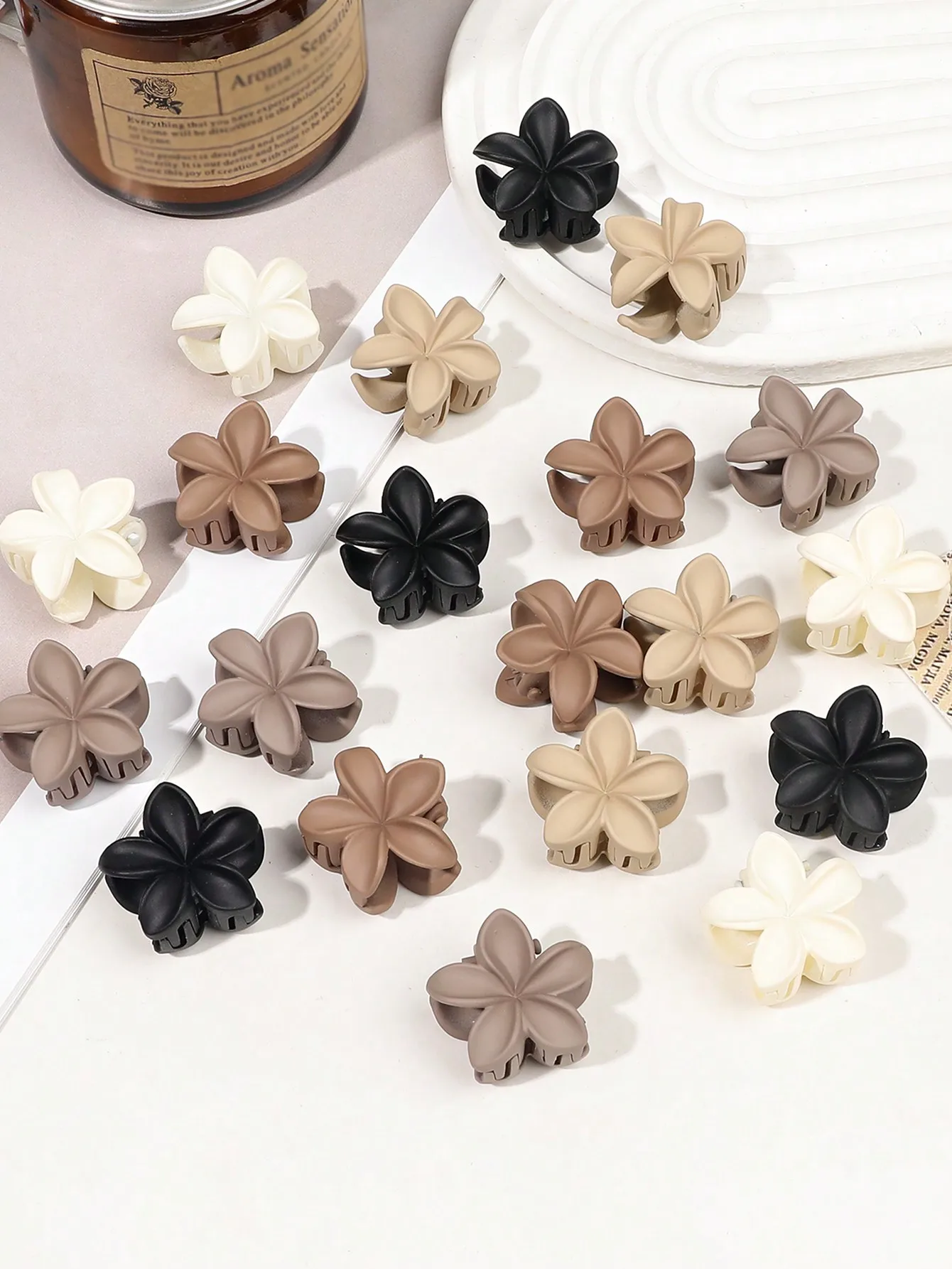 20 Stück neutrale kleine Haarklammern, niedlicher rutschfester Haarschmuck für Frauen und Mädchen, verschiedene Farben, Blumen-Haarspange für dünnes Haar – Detail 2