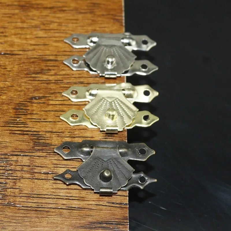 

10Pcs Small Triangle Flower Buckle Wooden Box Hasps Modern Universal Woodworking Iron Lock 29*19mm