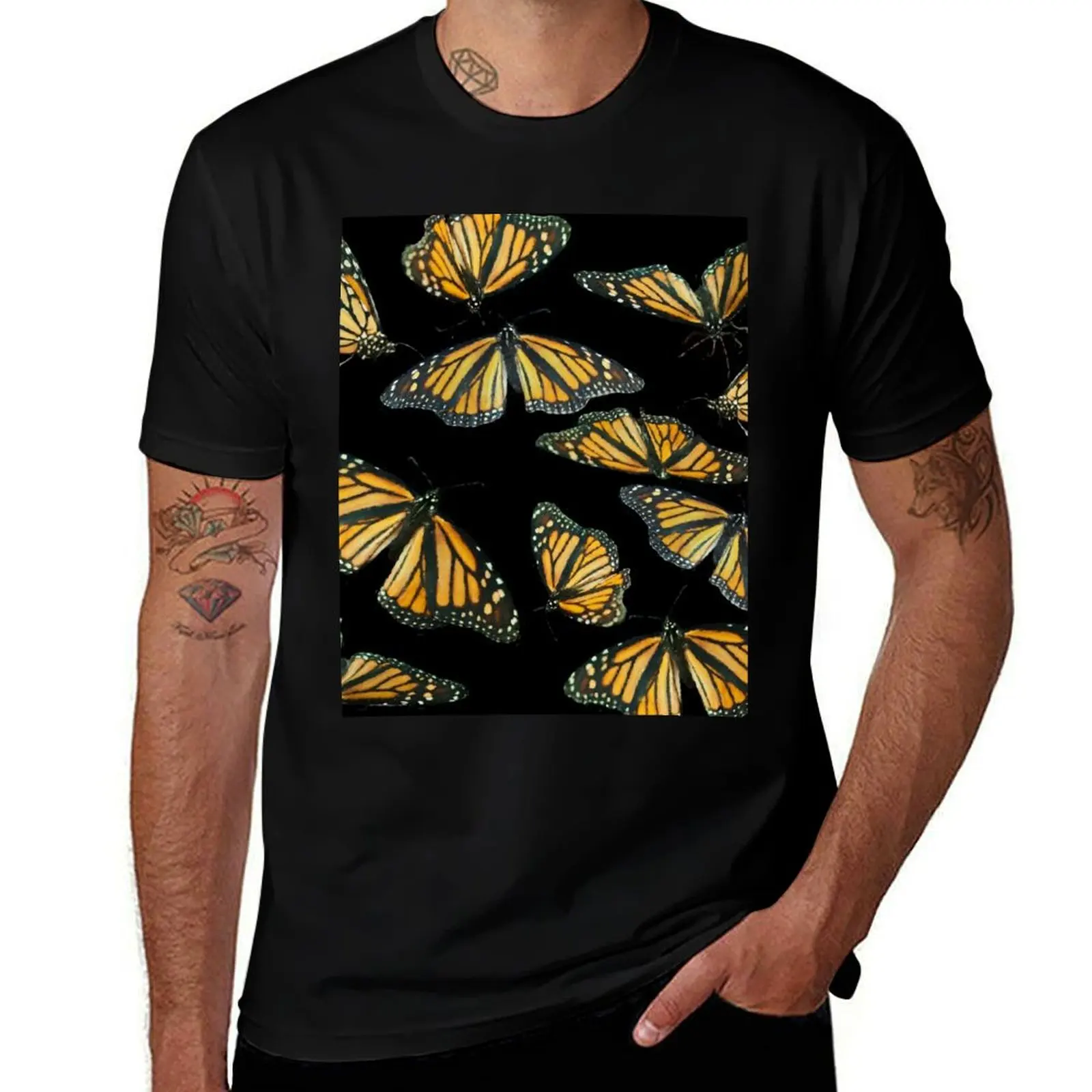 

Painterly Monarch Butterfly pattern T-Shirt graphics plain oversized graphic tee men clothings