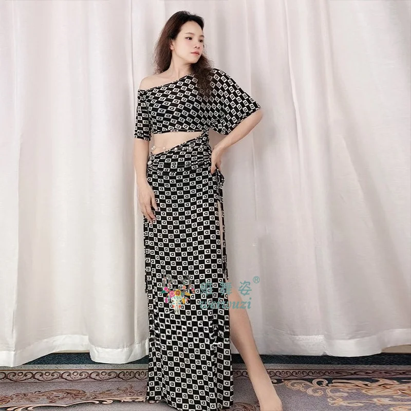 Bauchtanz-Übungskostüm Schwarz-Weiß Kariertes Muster Sexy Taillenbetontes Kleid Orientalische Bühnenauftritts-Kleidung – Detail 1
