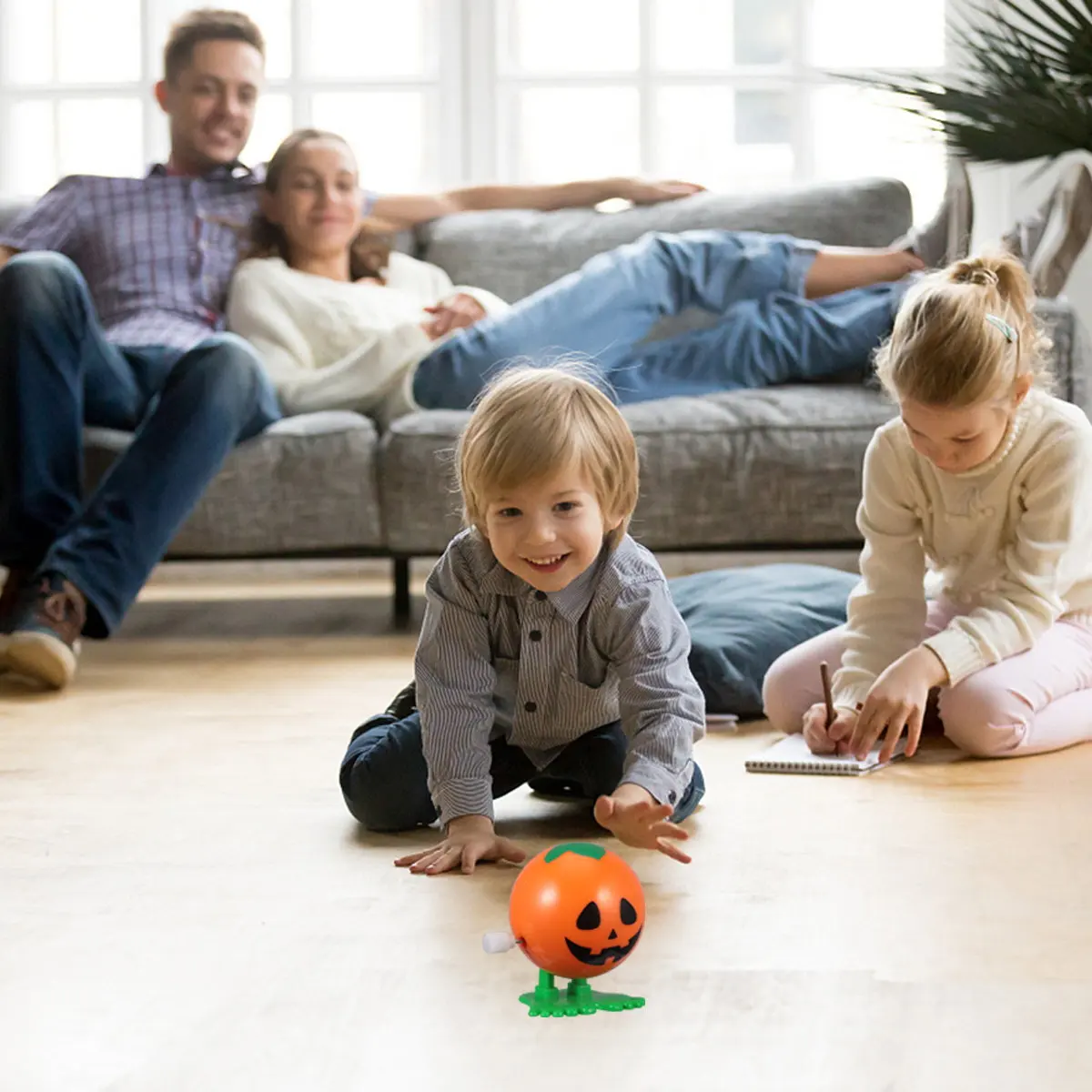 

4Pcs Clockwork Spring Pumpkin Shaped Jumping Halloween Supplies Orange Wind-Up Gift for Kids Clockwork Spring Toy