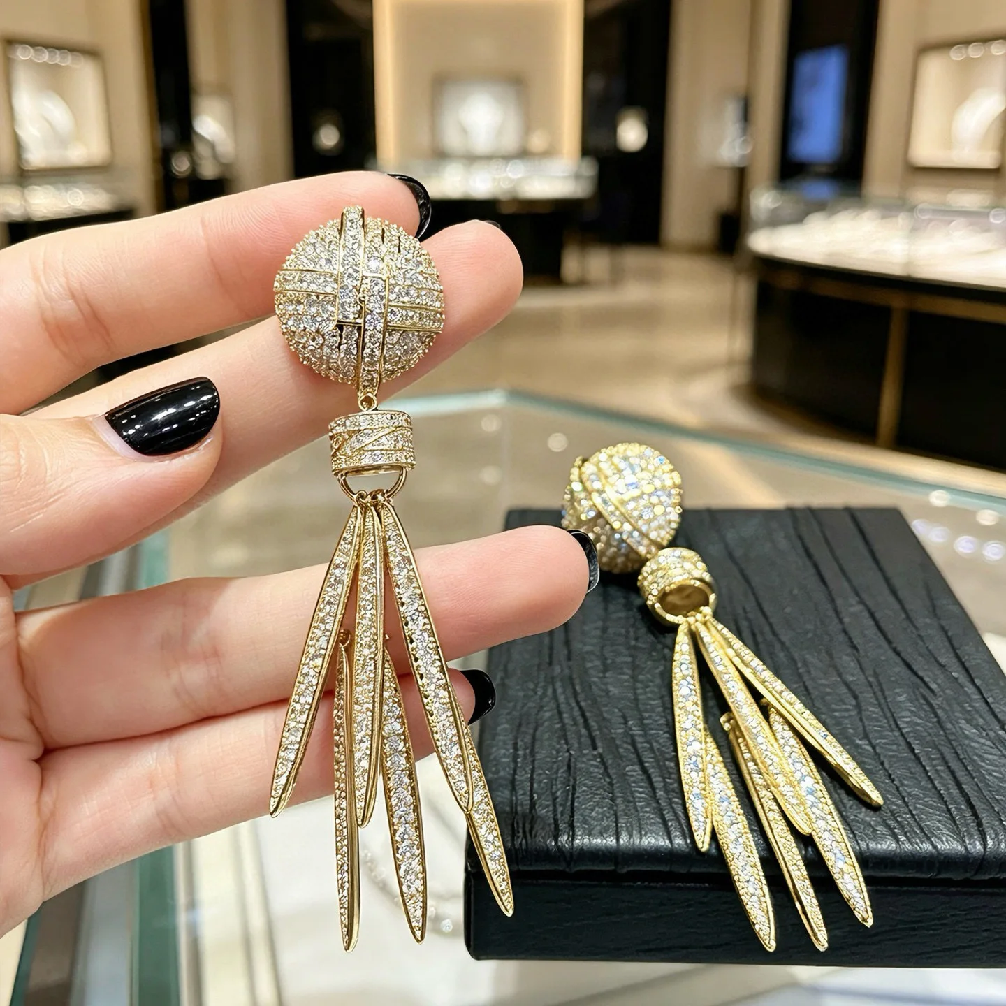 

Fashion Trendy Geometric Fringed Flower-Leaf Earrings for Women Luxurious Exquisite Zirconia Drop Dangle Earrings Jewelry Gifts
