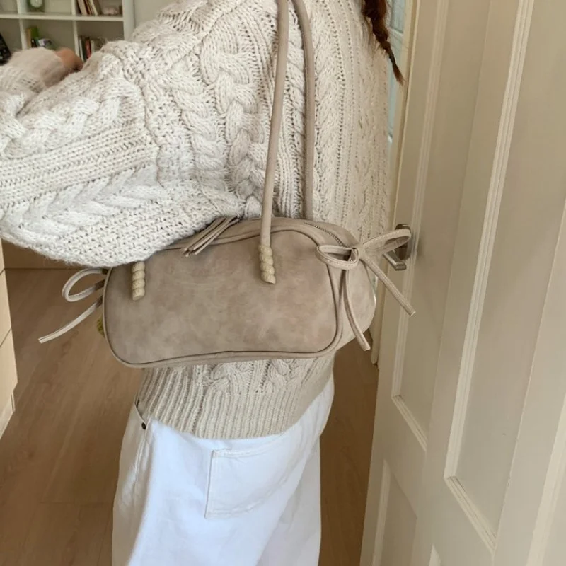 

Ladies Tote Bag Made Of Premium Leather Boasting High-End Quality And Trendy Paris Vintage Look​