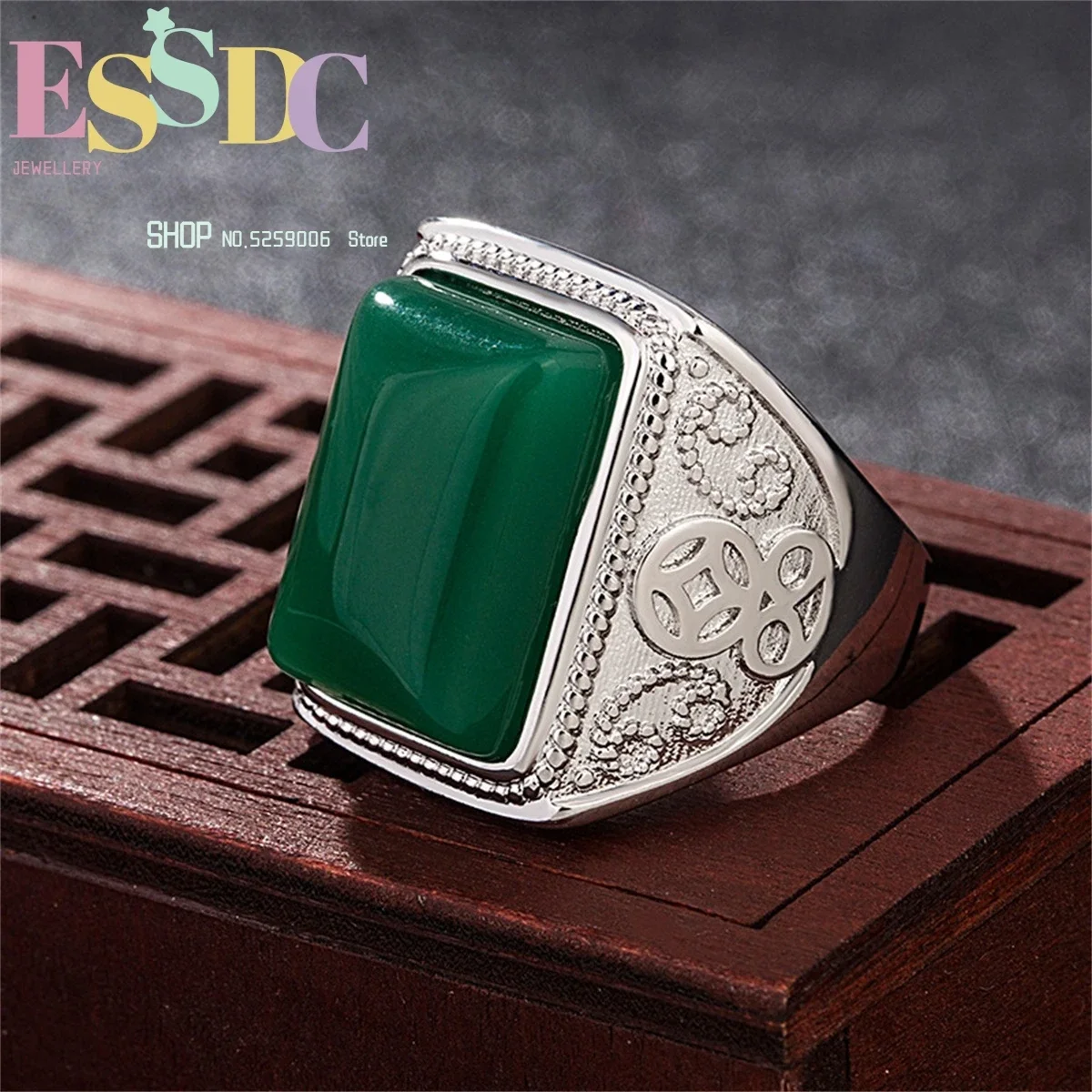 

National Style Domineering Men's Green Onyx Ring Vintage Chrysoprase Ring Simple Fashion Jewelry Retro Personality Gift