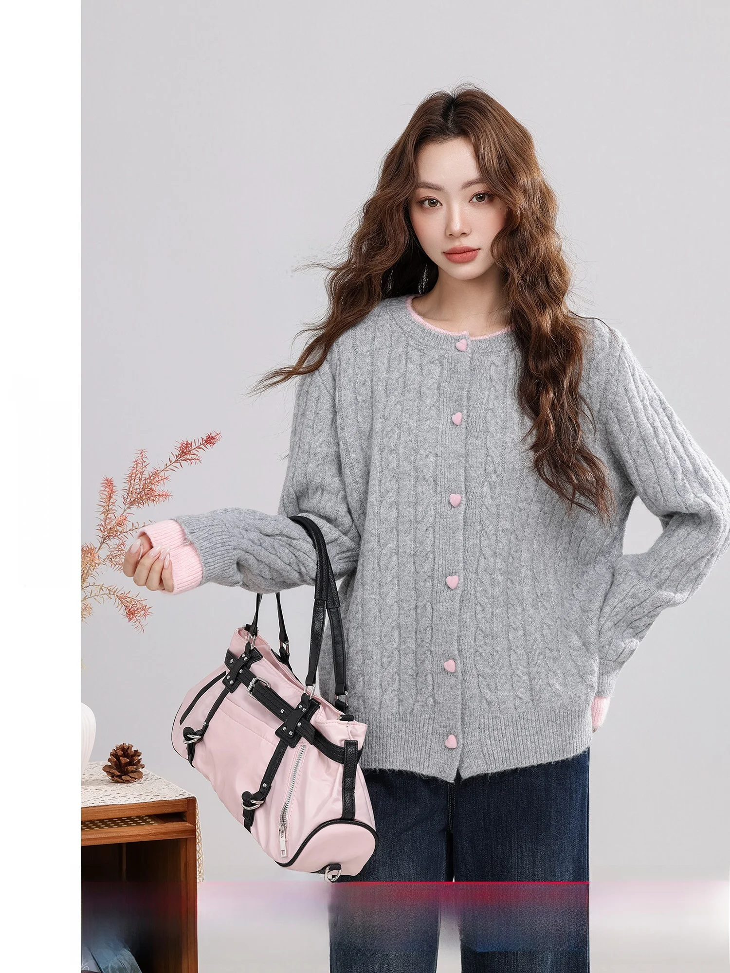 

Casual ey round Ne Knitted Sweater Coat Women's Twist Pattern Pink Button Poem Velvet Winter New Arrival Outerwear