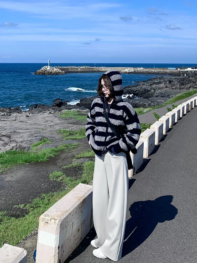 

Воздушные драпированные повседневные брюки с широкими штанинами для женщин, с высокой талией, прямого кроя, с эффектом удлинения ног, из комфортной хлопковой смеси