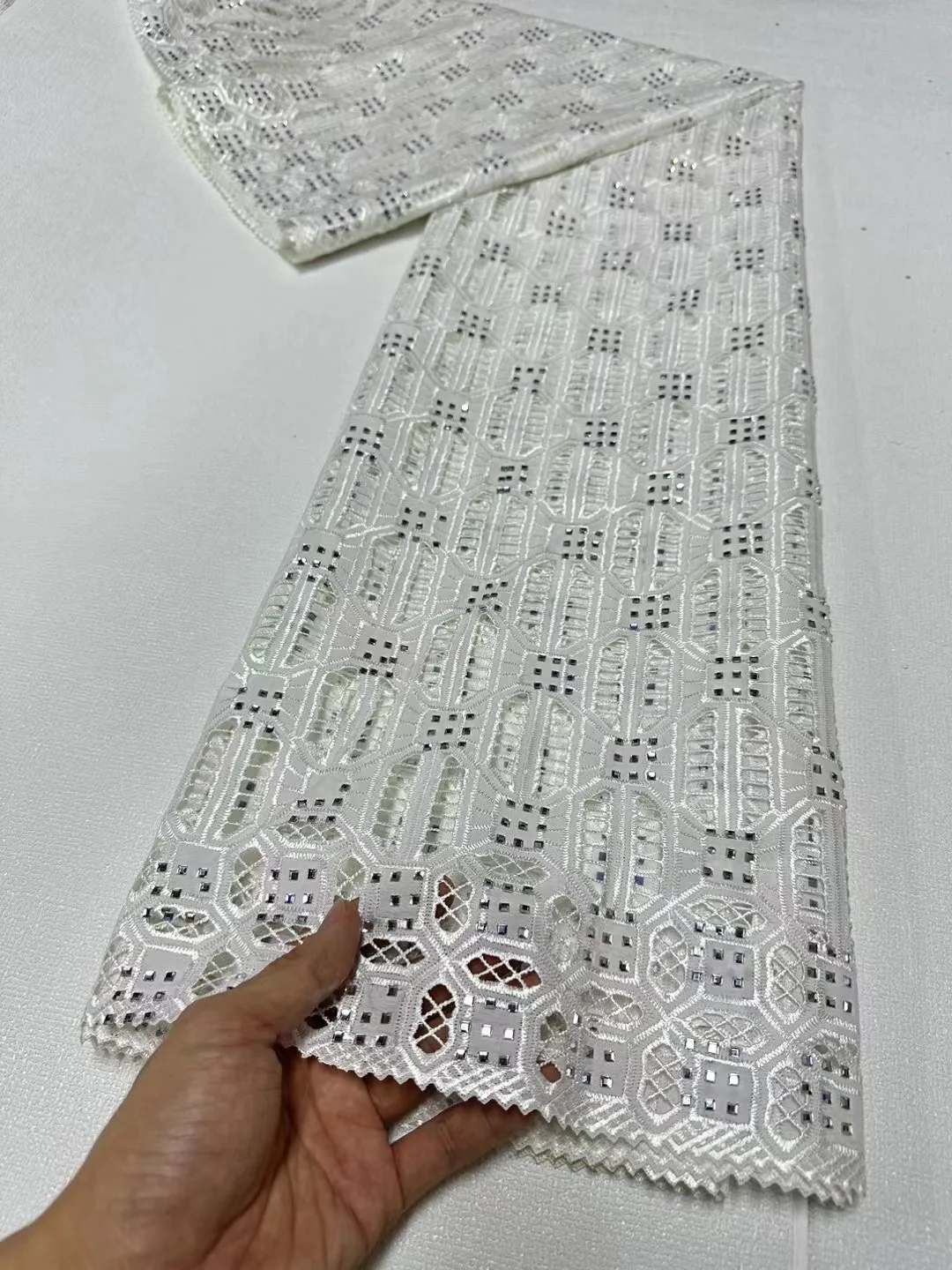 Latest Nigerian Guipure Cord Lace Fabric High Quality African Water Souble Sequins Lace Fabric For Women Wedding Dres Sew JL400