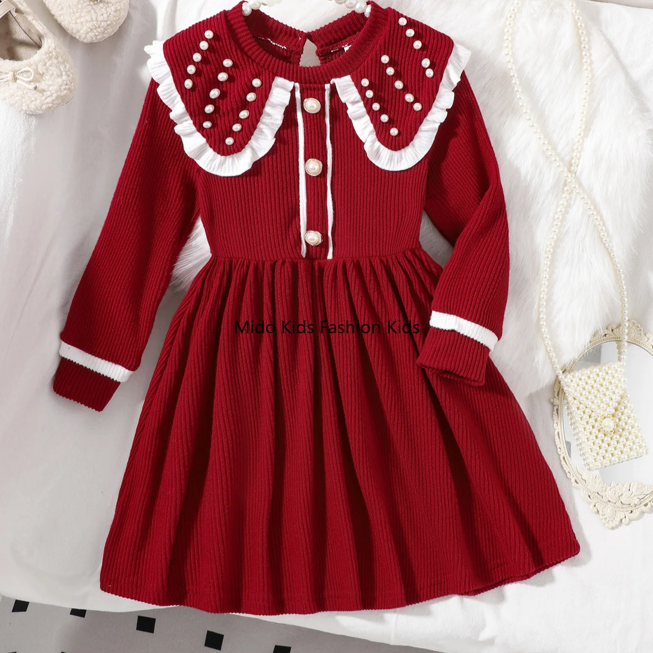 

European and American Autumn New Arrivals: Elegant and Fashionable Red Long-Sleeved Dresses for Young Children