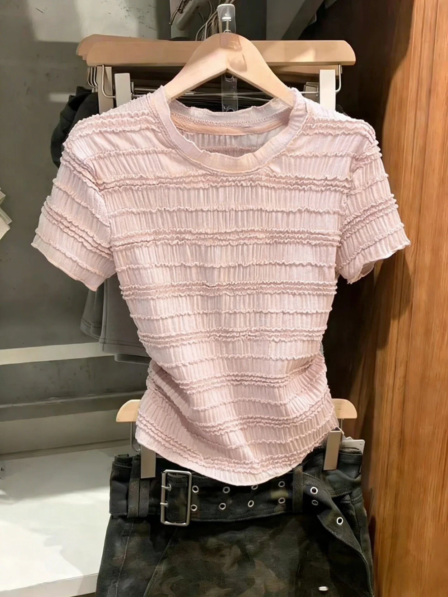 French Style Ruffle Hem round Neck Short Sleeve Slim Fit Women's T-Shirt Summer New Design Folded Small Size Top Cotton 95% S...