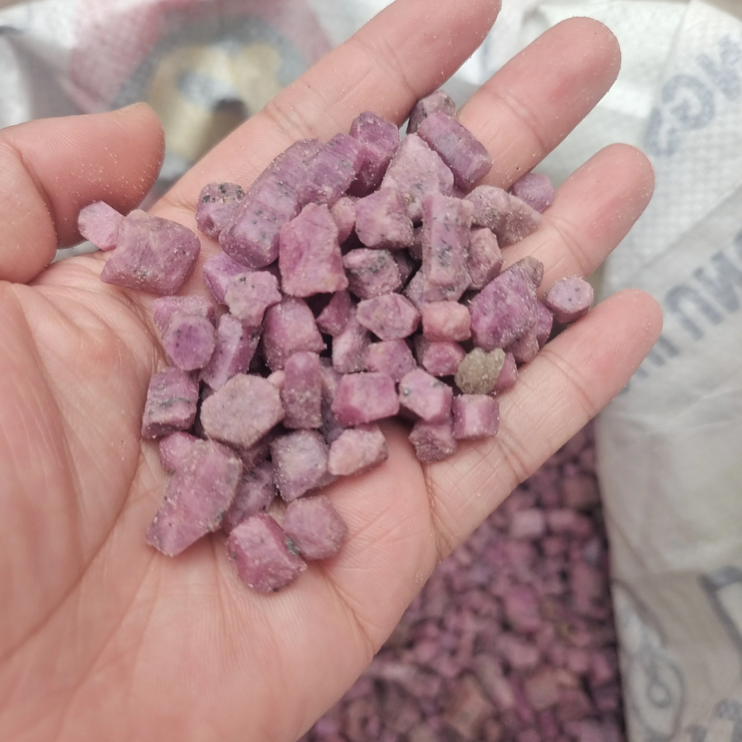 

1000g Natural rough stones and minerals reiki healing crystal ruby raw gemstone specimen for making jewelry