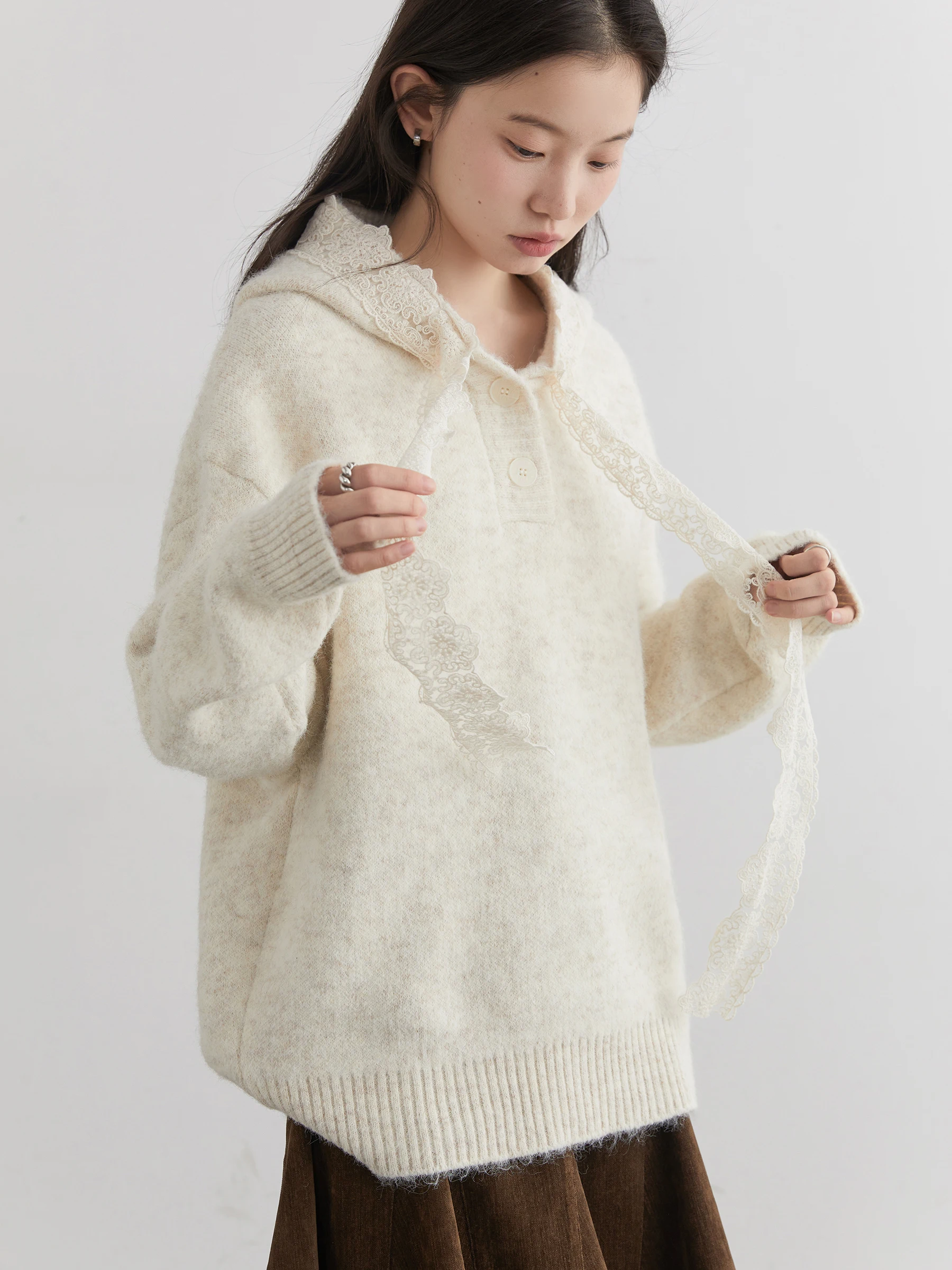 CHIC VEN Fashion Women Sweaters Loose Casual New Hooded Lace Up Design Jumpers Warm Female Top Autumn Winter 2025 Woman Clothes