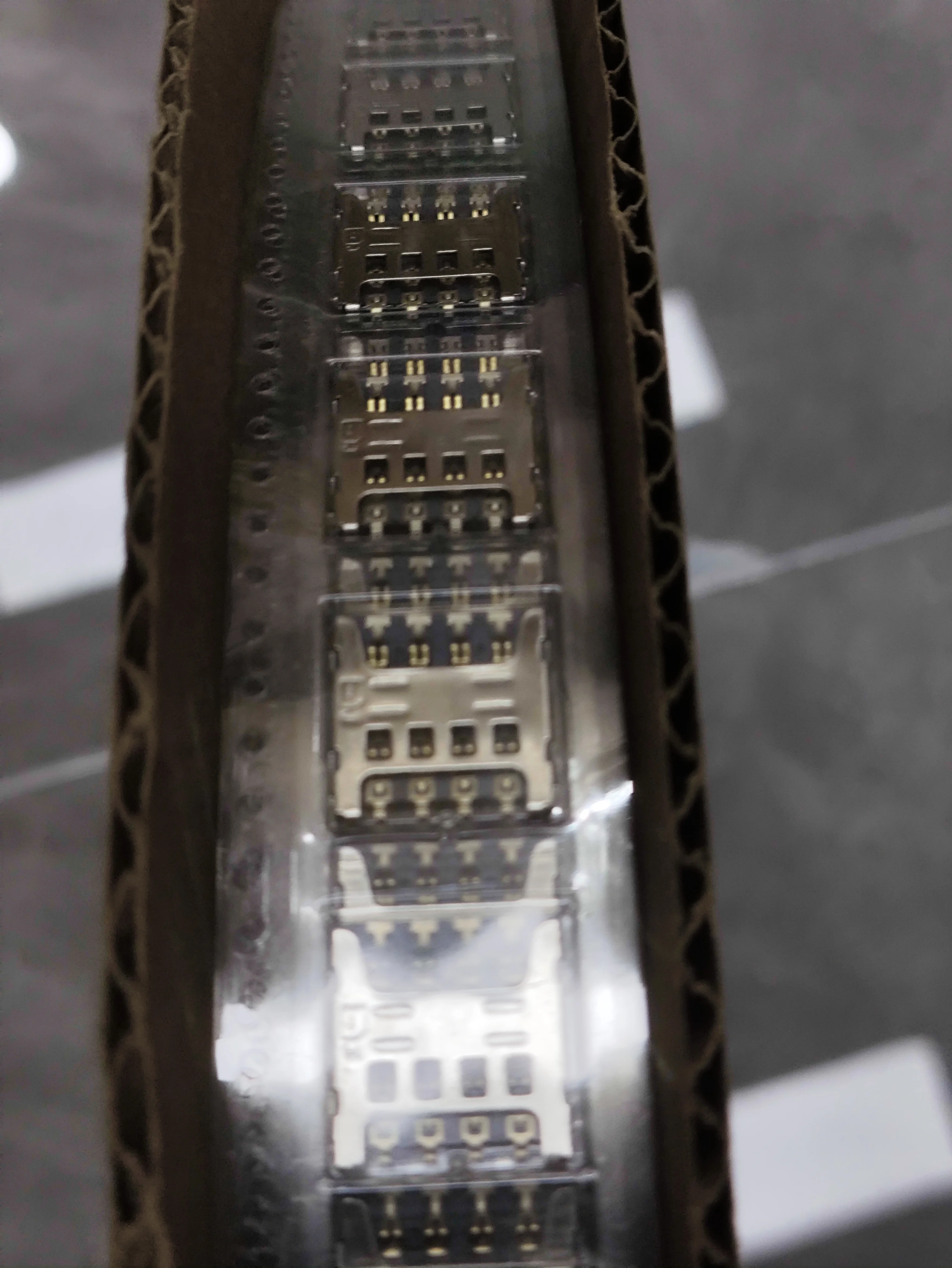 

5PCS Small card, mobile phone card slot, MICRO SIM card holder, CARD 8P, flip-open design, external welding and patching 1.5H.