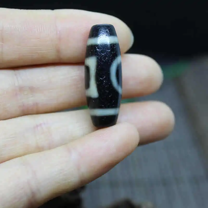 

High Oil Beads Tibetan One Eye Mountain Dzi Agate Chalcedony Ruyi Men and Women