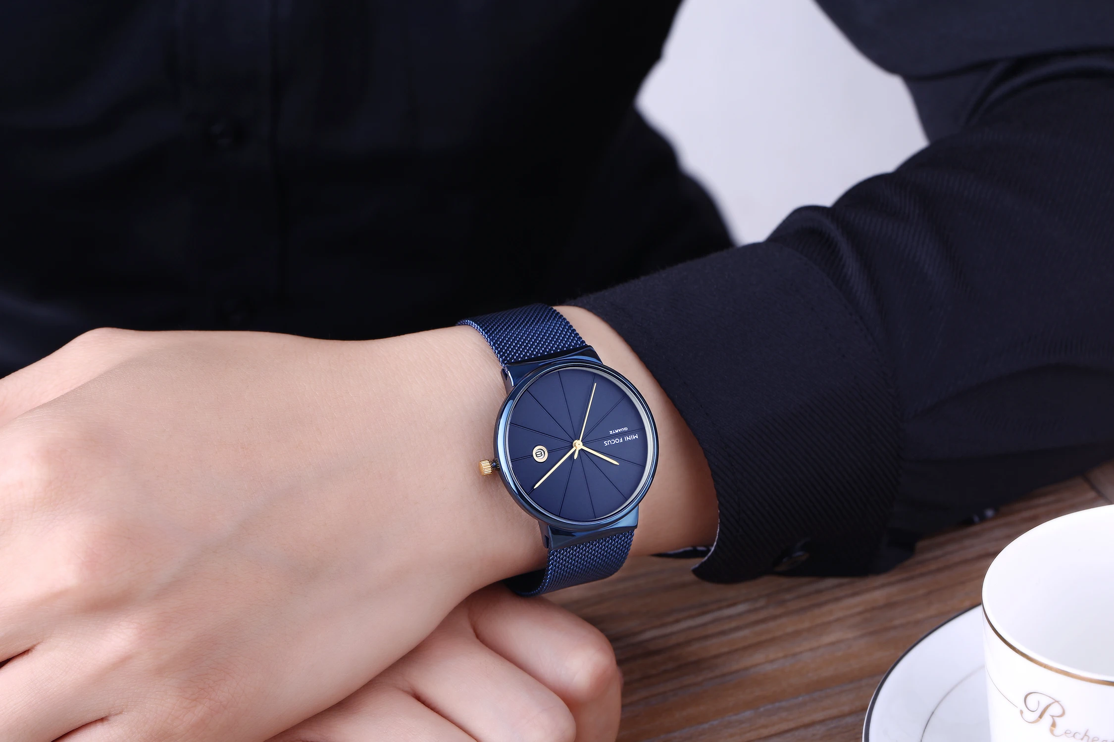 Mini Focus MF0176G Fashion Quartz Watches Blue Mesh Stainless Steel Band Waterproof Calendar Men Luxury Watch