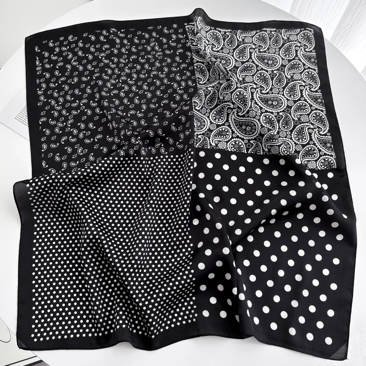 2024 Frühjahr/Sommer Retro-Halstuch mit Pferdedruck, 70 x 70 cm, grüner quadratischer Schal, atmungsaktive Bandanas aus Seidenimitat für Damen – Detail 5