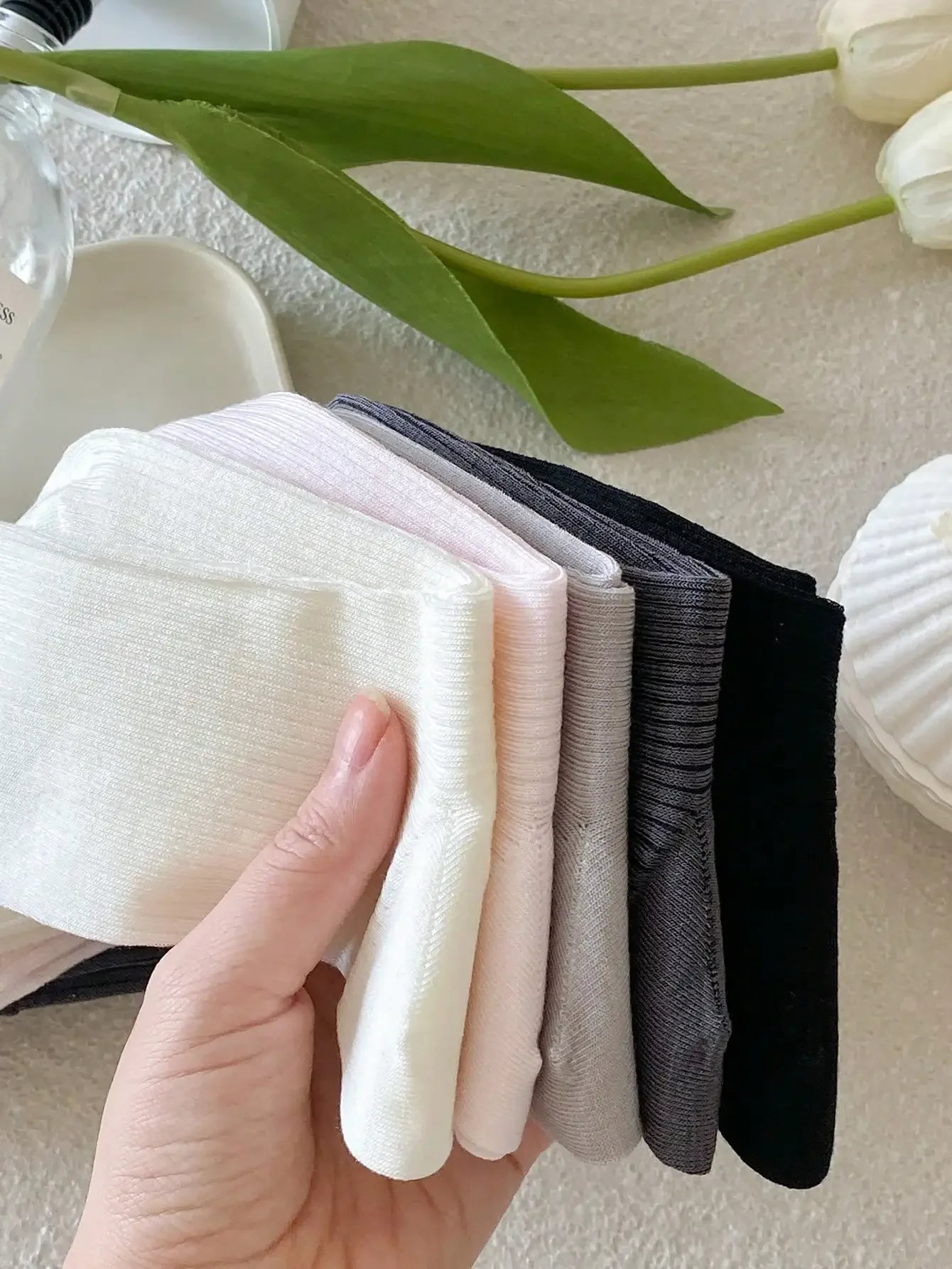 Damen-Seidensocken, hochwertig, neue Mode, Frühling und Sommer, kniehohe Socken für Mädchen, Schulstil, einfache, lässige lange Socken – Detail 11