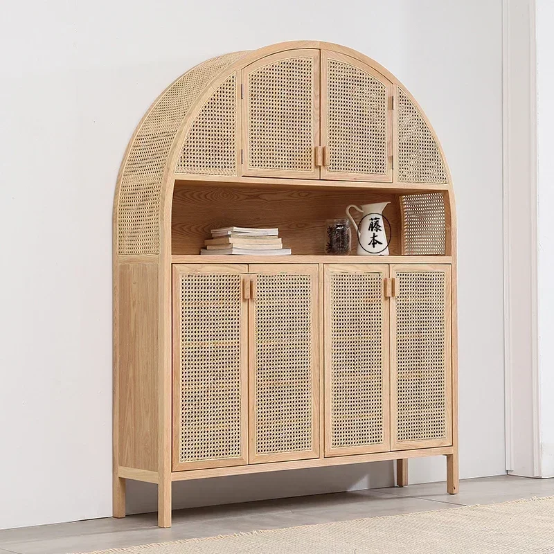 

Винтажный шкаф для обуви из массива дерева в скандинавском стиле с ротанговыми вставками для прихожей/гостиной