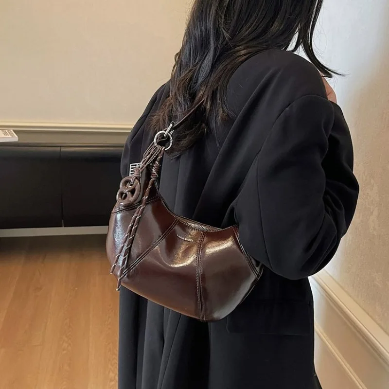 

High-End Casual Solid Color Diaper Bags For Ladies Parisian Trendy Messenger Bag Simple Crossbody Bag Luxury Fashion Tote Bag