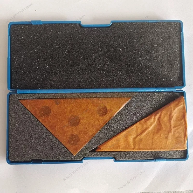 For two-piece set of angle iron. High-precision set of angle measuring block, block gauge, the is more regular