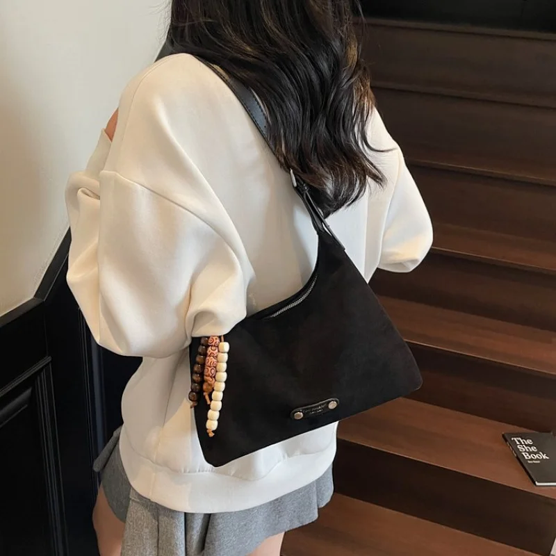 

Chic Tote Bags Handbag For Women Genuine Leather Spacious Interior Classic Look For Office Or Shopping