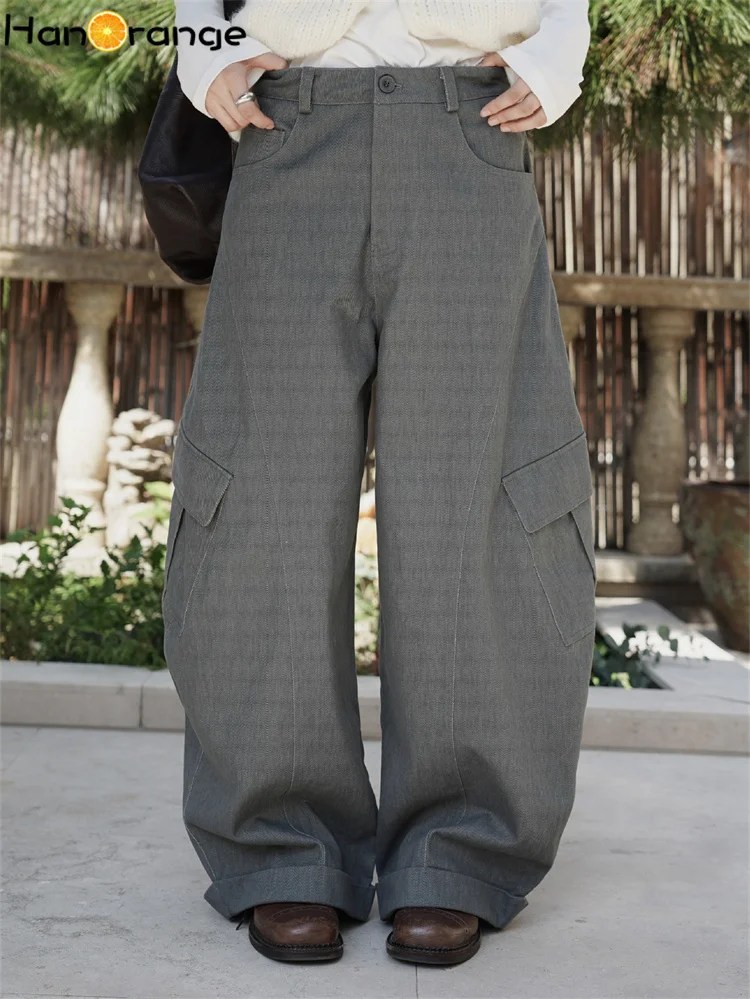 HanOrange 2026 Winter Fashion Side Pockets Brushed Hair Curved Knife Cargo Pants Women Loose Silhouette Trousers Dark Gray