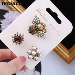 Three-piece Set of Vintage Pins Pearl Bee Brooches Fashion Accessories Luxury Corsages for Men and Women